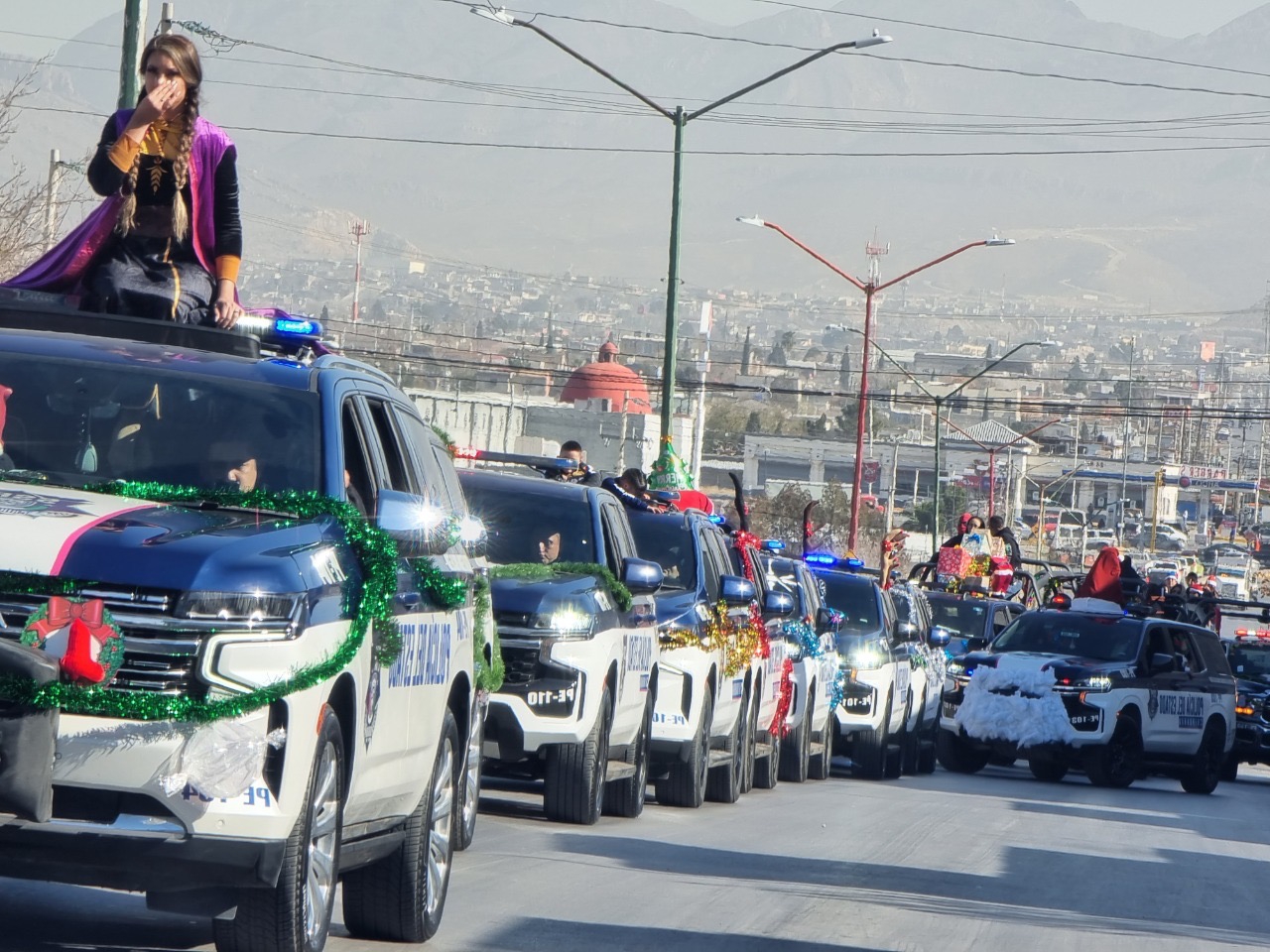 Realiza SSPE tradicional caravana y posada navide a en Ju rez